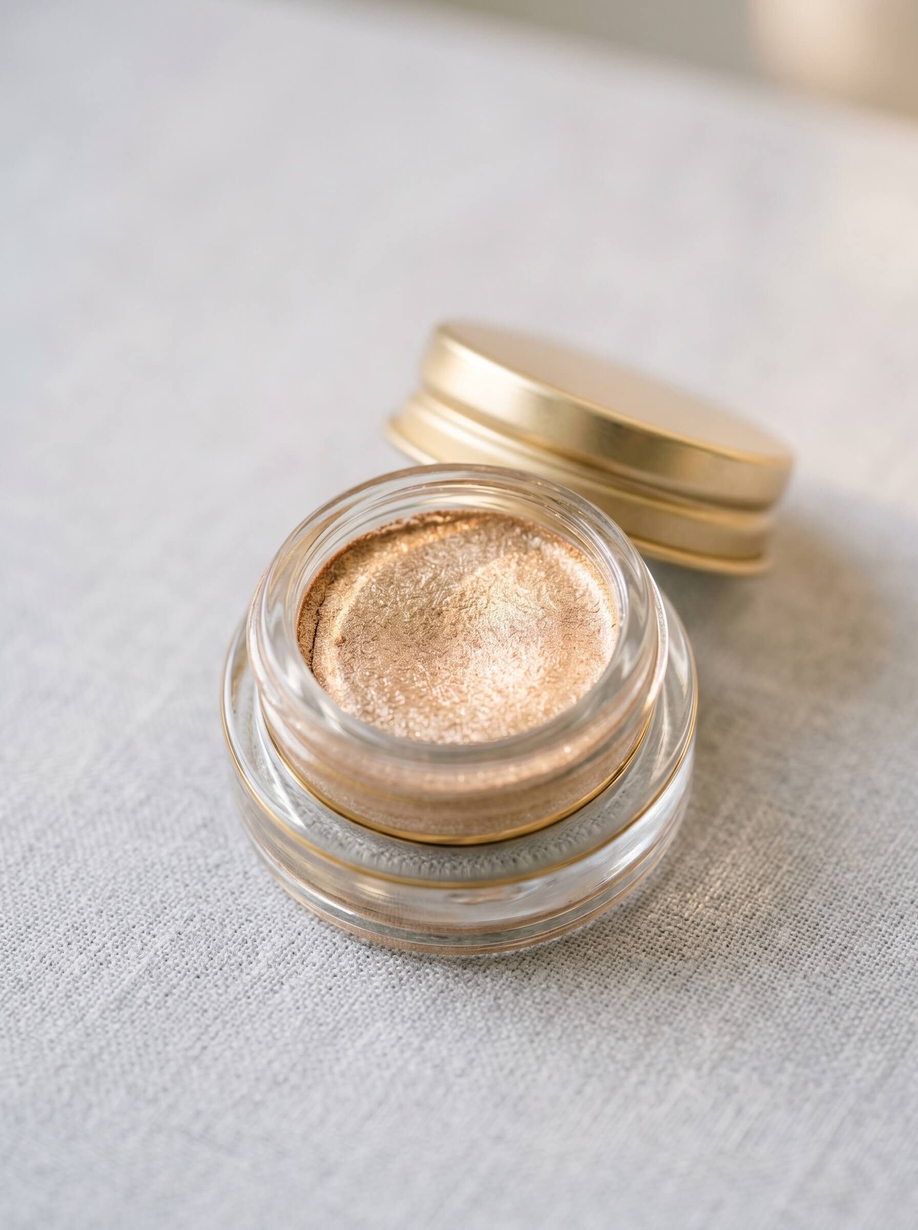 Buildable Cream Eyeshadow