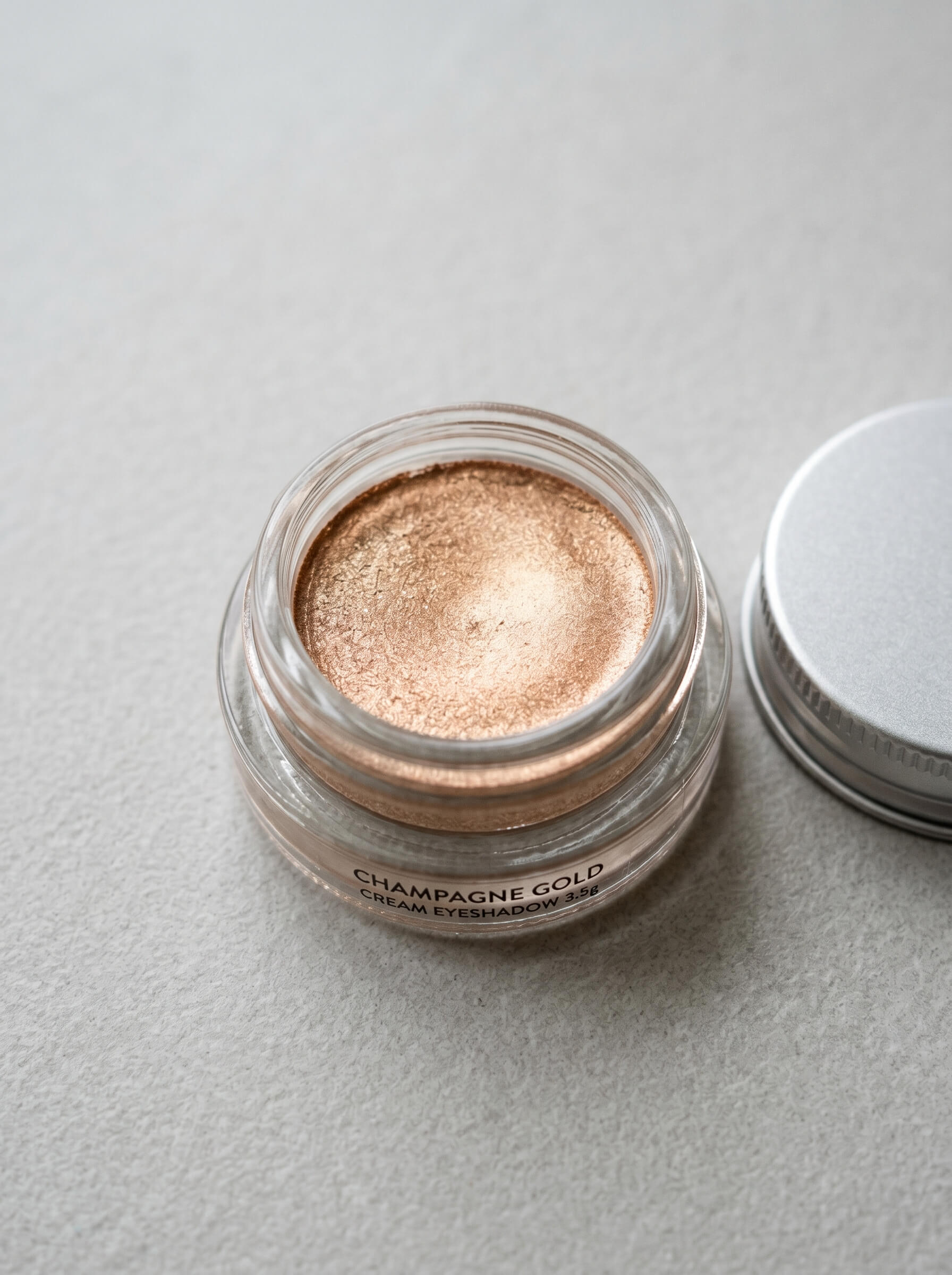 Buildable Cream Eyeshadow