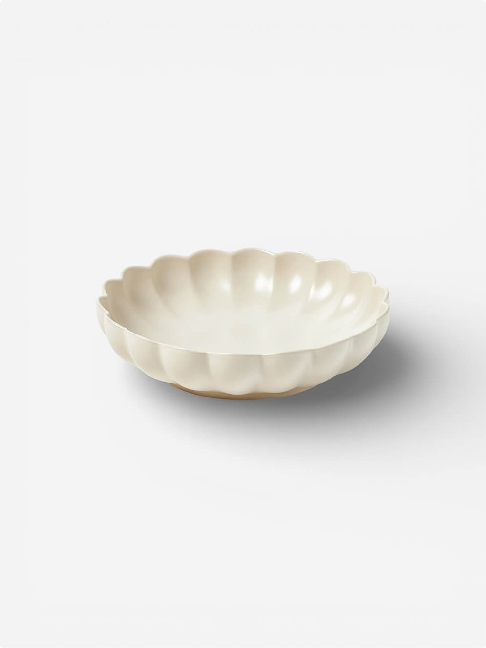 Scalloped ceramic serving bowl